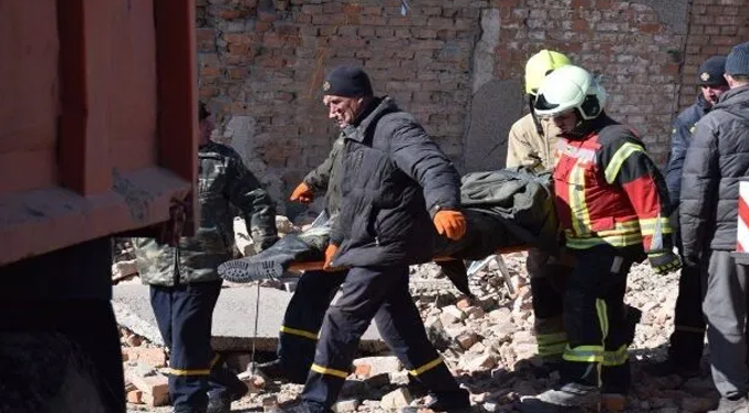 Sube a 19 fallecidos por ataque en una torre de televisión en el norte de Ucrania