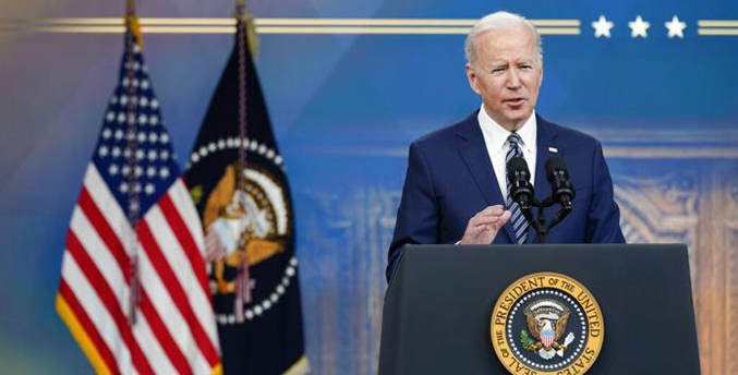 Biden asevera que Putin despidió o puso en arresto domiciliario a asesores