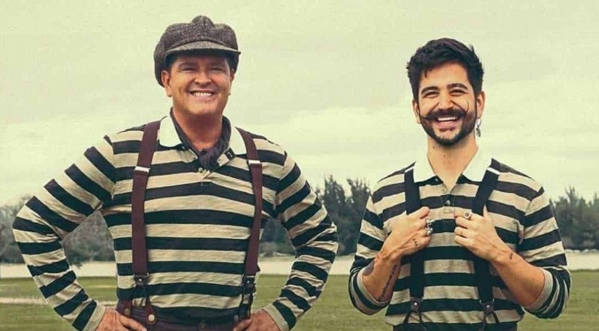 Carlos Vives y Camilo cantan y juegan juntos al fútbol en «Baloncito viejo» (Video)
