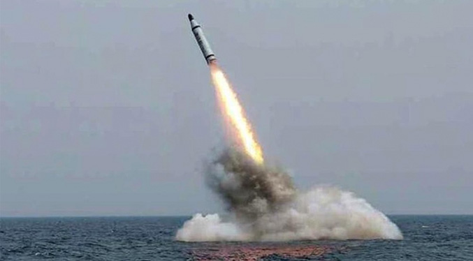 Corea del Sur disparó «misiles tierra, aire y mar» en respuesta a disparo norcoreano