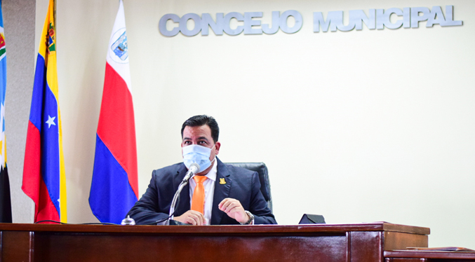 Eduardo Vale: En el área metropolitana de Maracaibo solo surten el 30 % de gasolina diariamente