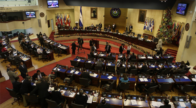 Congreso salvadoreño aumentará las penas por pertenecer a las pandillas