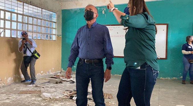 Rosales: «La gente lo que quiere es que Corpoelec explique lo que está pasando»