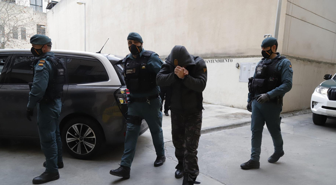 Ricardo Martinelli es investigado por contratar a policías para espiar a una mujer