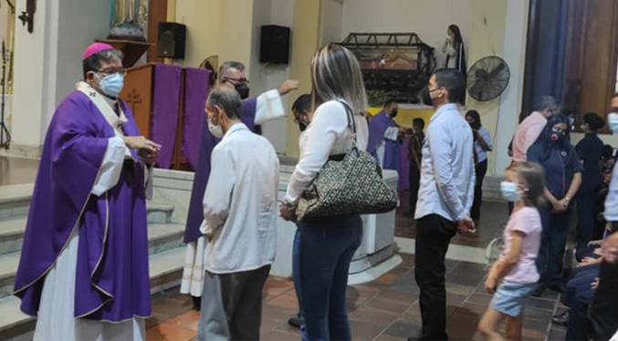 Maracaibo inicia la Cuaresma con la Misa de Cenizas