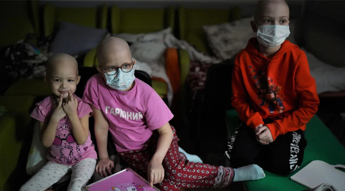 España recibe a 25 niños ucranianos con cáncer para que continúen con el tratamiento