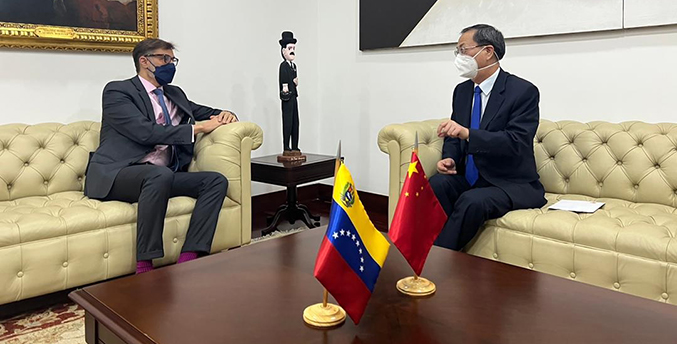Venezuela y China revisan su agenda bilateral para “profundizar” su alianza