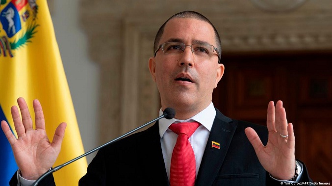 Designan a Jorge Arreaza como ministro de las Comunas