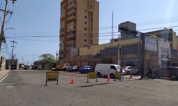 Alcaldía de Maracaibo continúa con trabajos en calle 78 y piden tomar previsiones