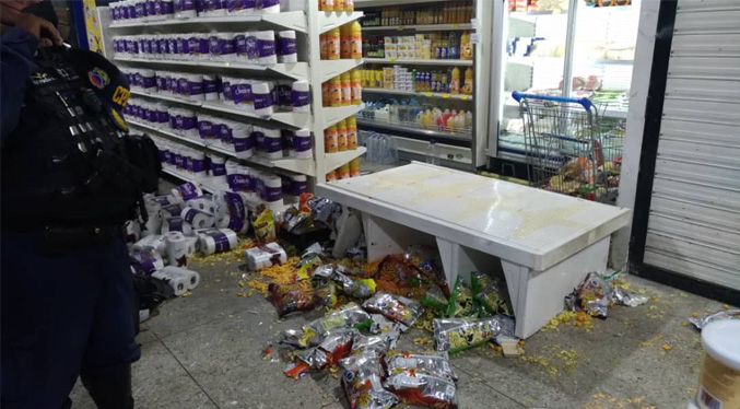 Lanzan explosivo dentro de supermercado en el oeste de Maracaibo