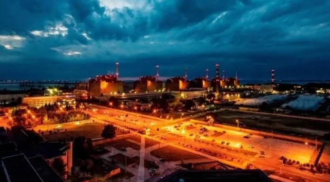 Confirman que el incendio en central nuclear fue en un edificio fuera de la planta