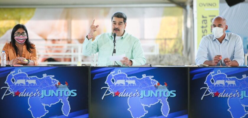 Maduro: Nos merecemos el Premio Nobel de Economía