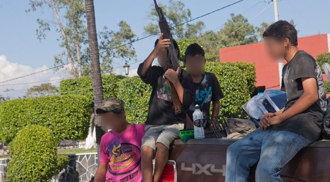 Más de 30 mil niños han sido reclutados por el narco en México: ONG