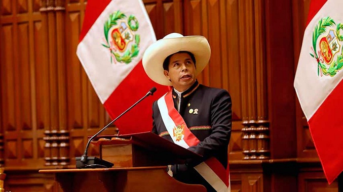 Congreso de Perú decidirá el lunes si admite a debate la destitución de Castillo