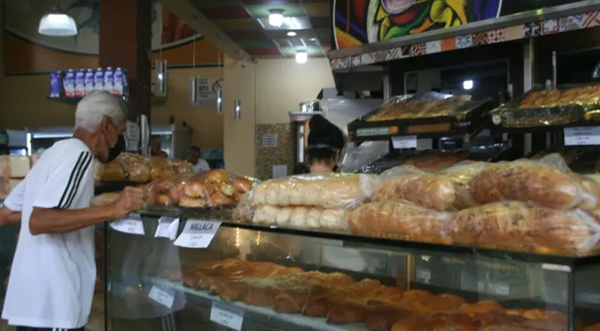 Poco a poco sube el precio del pan en San Cristóbal