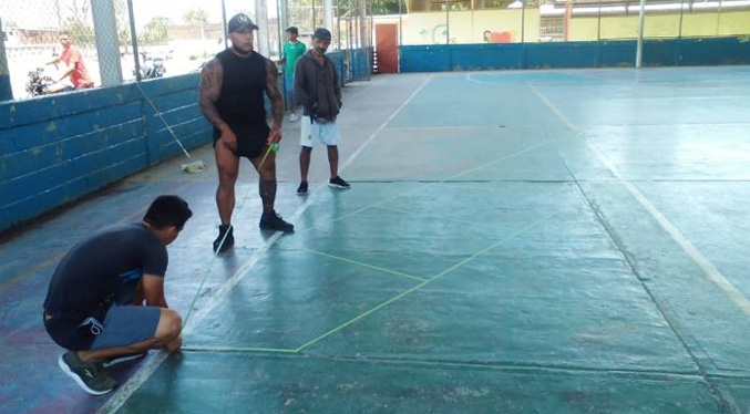 Retenidos cinco deportistas en Carabobo por pretender reparar una cancha local