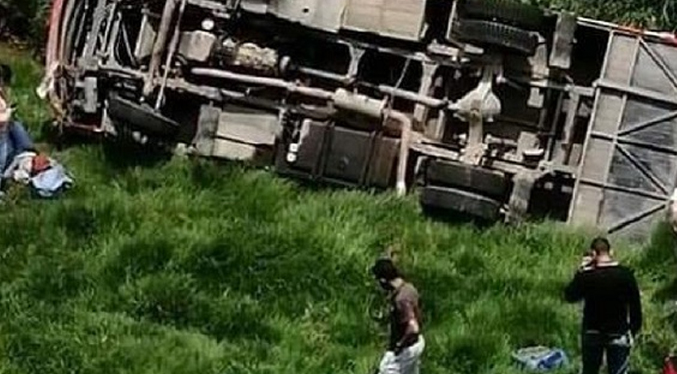 Nueve fallecidos dejan dos accidentes de tráfico en Colombia