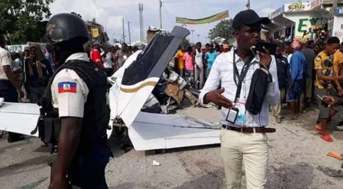 Al menos seis fallecidos deja avión accidentado en Haití