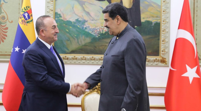 Maduro: «Ha llegado el momento de las inversiones turcas en Venezuela»