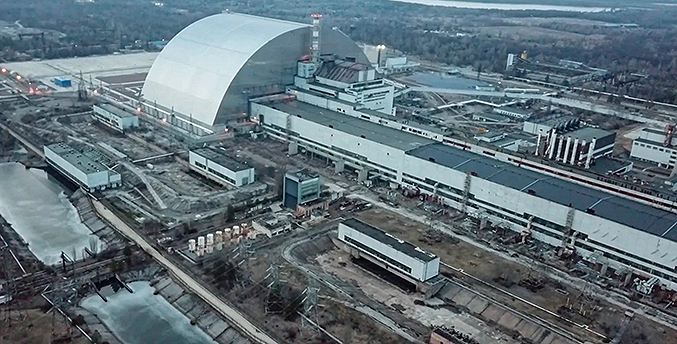 Ucrania confirma que vuelve a asumir el control de la central de Chernóbil