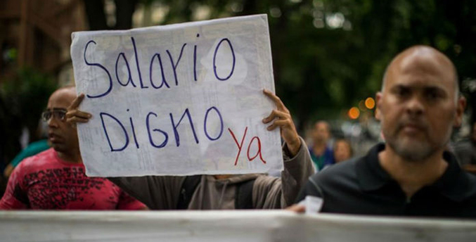 ONG: Alza salarial de 771 % a docentes superiores venezolanos es insuficiente