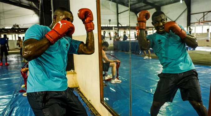 Euforia en el boxeo cubano por subir al ring profesional tras 60 años