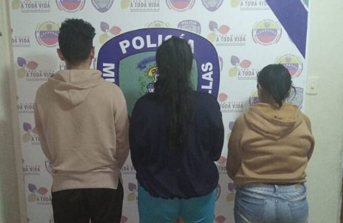 PoliLagunillas arresta a dos mujeres por estafa
