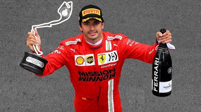 Carlos Sainz renueva con Ferrari por dos años