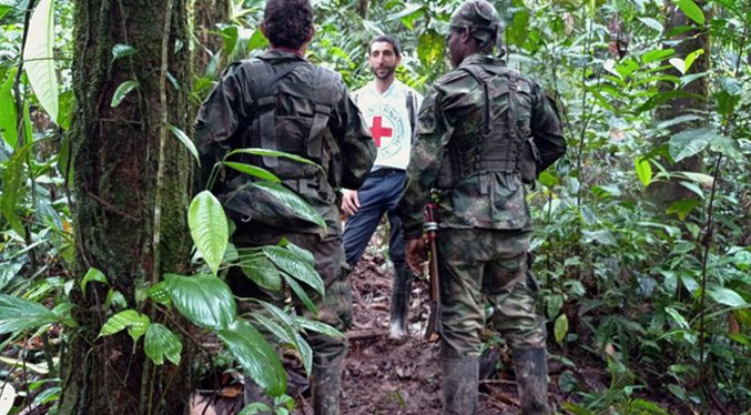 ELN libera un secuestrado con la intermediación de la Cruz Roja