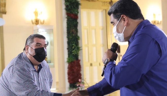 Maduro recibe en Miraflores al salsero Maelo Ruiz (Fotos)