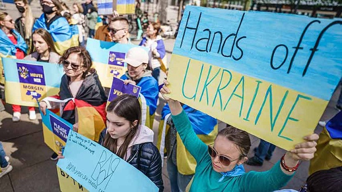 Suben a 5,2 millones los refugiados ucranianos en Polonia