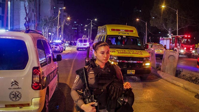 Dos muertos y 10 heridos en tiroteo en Tel Aviv