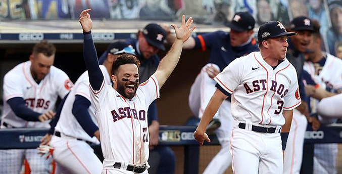 Los latinos mantienen viva la racha de victorias de los Astros