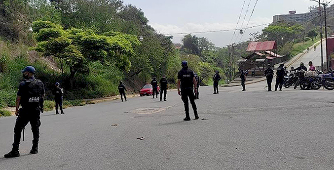 Operativo en barrios de Caracas deja tres delincuentes ultimados, 30 detenidos y una policía lesionada