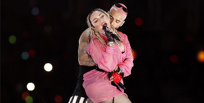 Madonna acompaña a Maluma en su regreso triunfal a Medellín