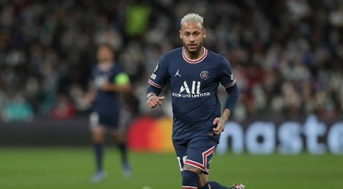 PSG pone a Neymar a la venta tras amarrar a Mbappé