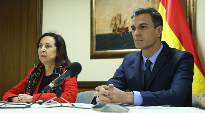 Pedro Sánchez y la ministra de Defensa española, espiados por Pegasus