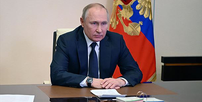 Putin asegura a Macron que Rusia sigue abierta al diálogo con Ucrania