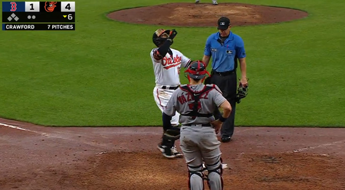 Rougned Odor para la calle en triunfo de Orioles sobre Medias Rojas (Video)