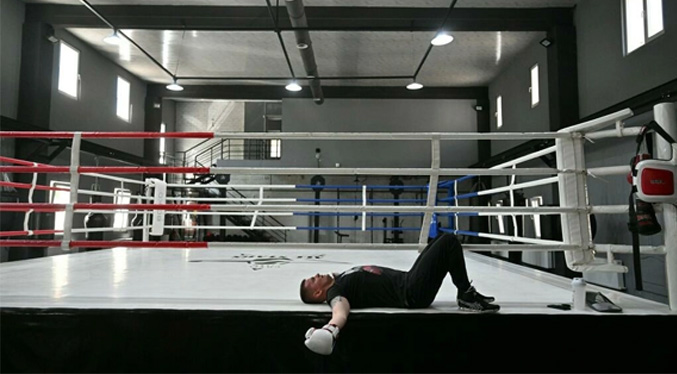 Una sala de boxeo en Kiev ayuda a superar el estrés de la guerra