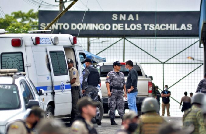 Recapturan a mayoría de los presos fugados tras reyerta en cárcel de Ecuador