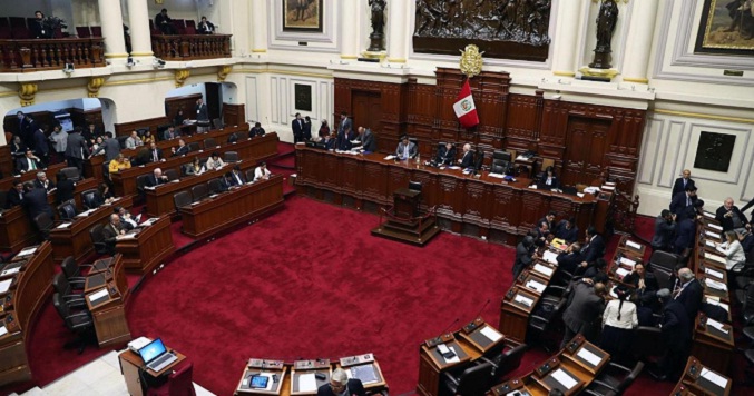 El Congreso de Perú cierra la puerta al proyecto de una constituyente