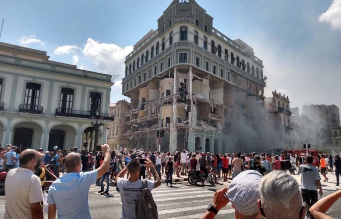 Sube a 22 la cifra de muertos por explosión de un hotel de lujo en La Habana