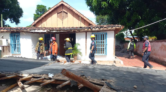 Reportan dos fallecidos tras desplome de viviendas en Margarita