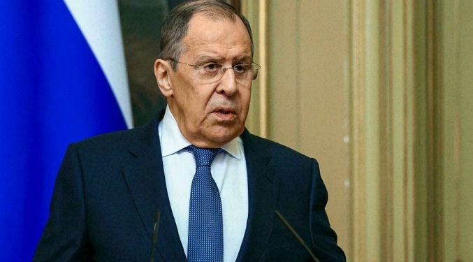 Lavrov acusa a la UE de convertirse en un «actor agresivo y belicoso»