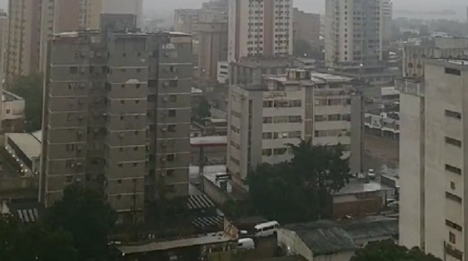Lluvia caída en Maracaibo intensifica fallas eléctricas este 6-M