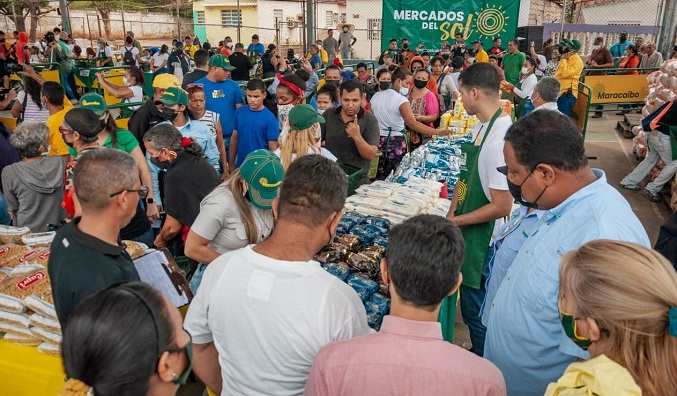 Alcaldía lleva Mercados del Sol al barrio José Gregorio Hernández con mariachis para las mamás