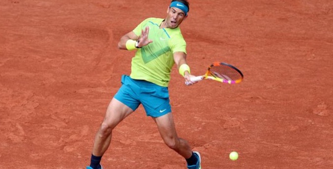 Nadal pisa con fuerza en su debut en Roland Garros
