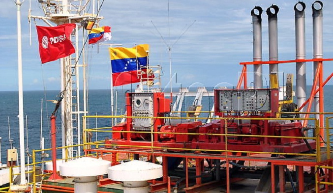 Exportaciones de crudo venezolano se desplomaron en abril