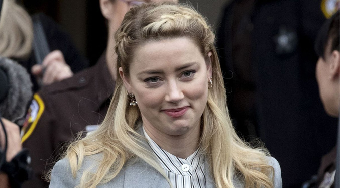Amber Heard recibe millonaria propuesta de matrimonio